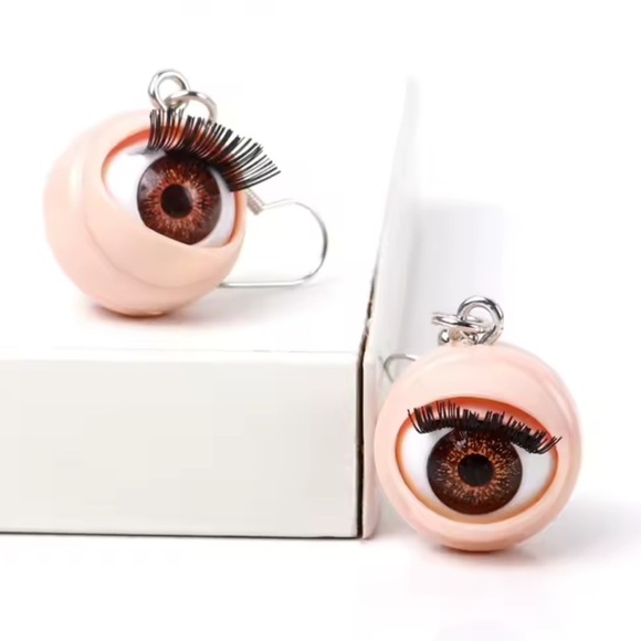 Anthropologie Jewelry - Creepy Cute Baby Doll Eyeball Eyes Eyelash Earrings